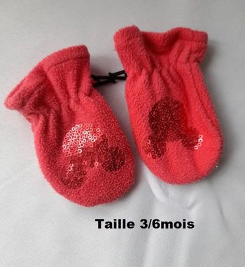 Gants 🧤 taille 3/6mois