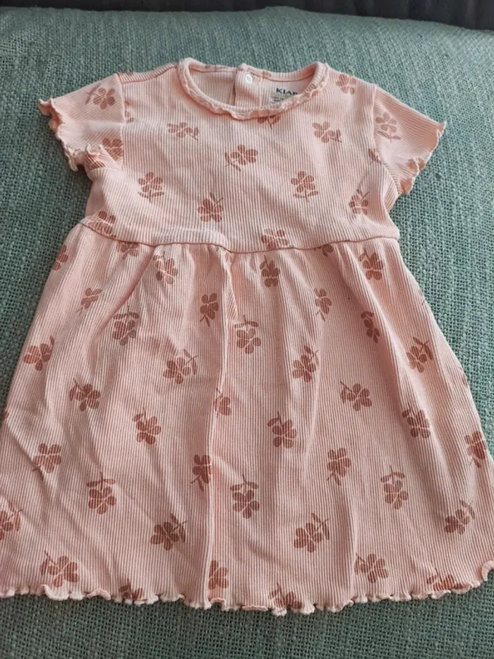 Robe Kiabi 18 mois excellent état