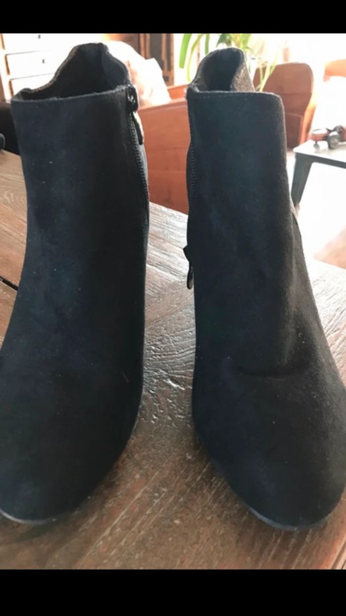 Jolies bottines noires et or , taille 40 - photo numéro 3
