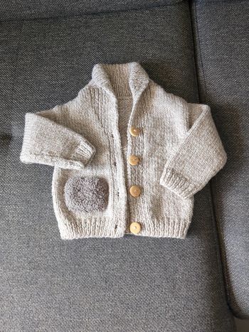 Gilet en laine bébé 3-6 mois fait main