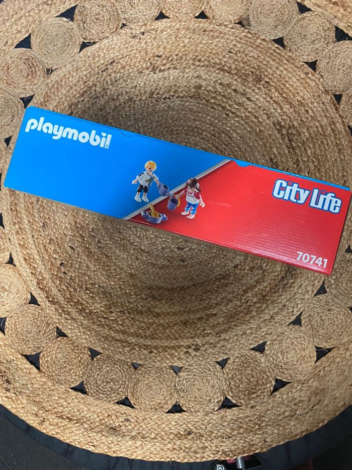 City Life playmobil neuf. - photo numéro 2