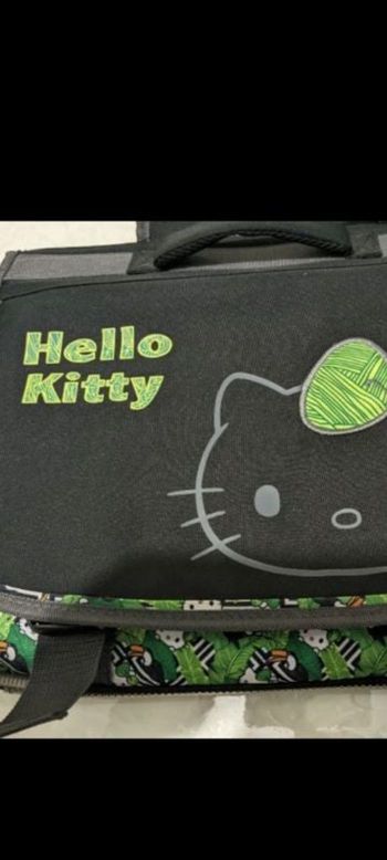 Cartable sac à dos hello Kitty.