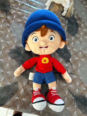 Peluche oui oui parlante