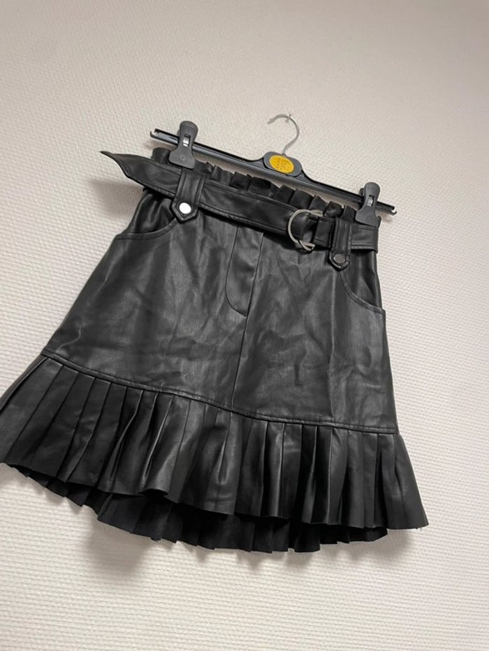 jupe simili cuir zara neuve - photo numéro 2
