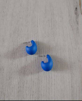 Boucles d'oreilles neuves