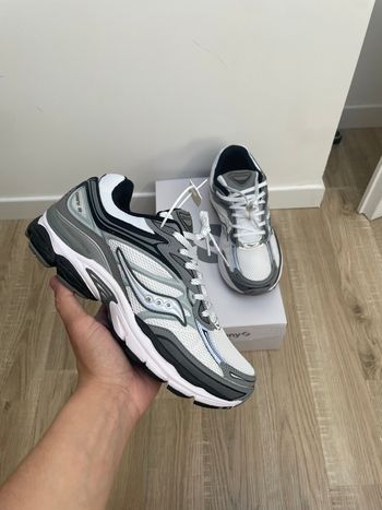 Saucony Omni 9 Grey