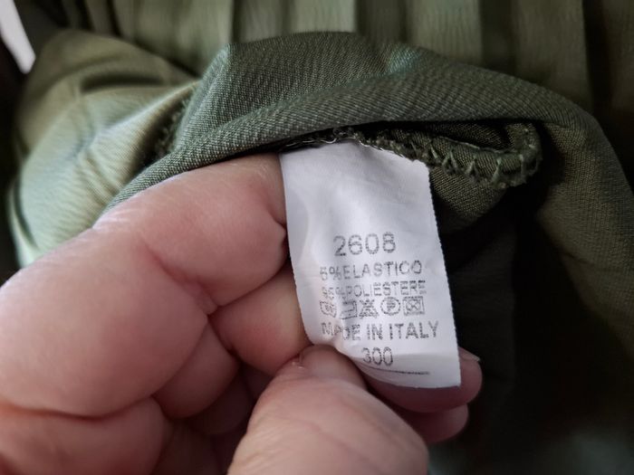 Robe Longue plissé taille 36/38 en très bon état - photo numéro 6