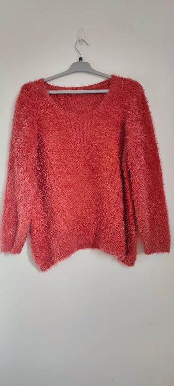 Pull Armand Thiery rouge taille taille 5 (équivalent XL)
