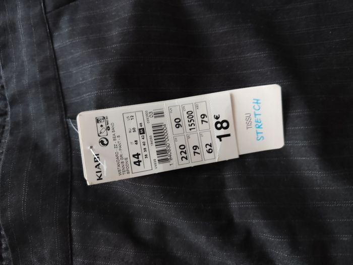 Pantalon neuf 44 - photo numéro 2