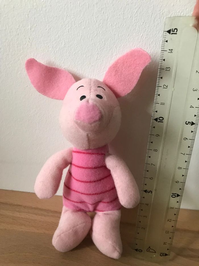 peluche porcinet très bon état 14 cm environ - photo numéro 3
