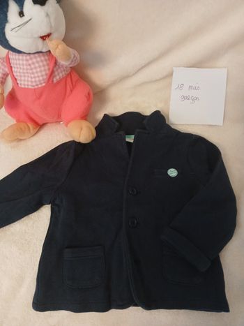 Veste bleue marine garçon 18 mois tres bon état 