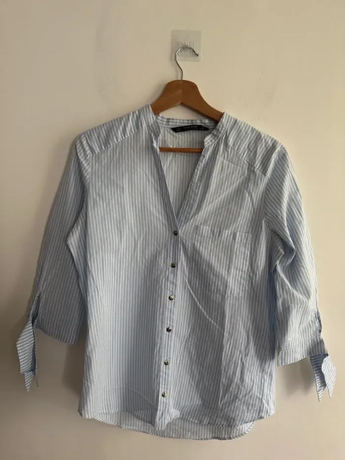 2 chemise Xs, Zara et Mango