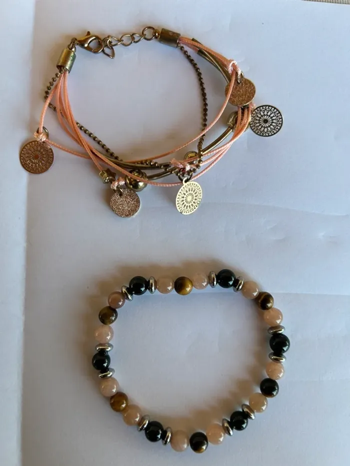 Lot bracelets