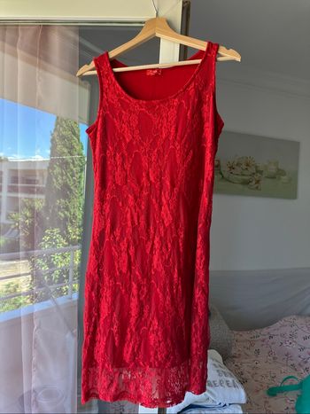 Robe rouge d’été ajourée T. 38-40  ♥️