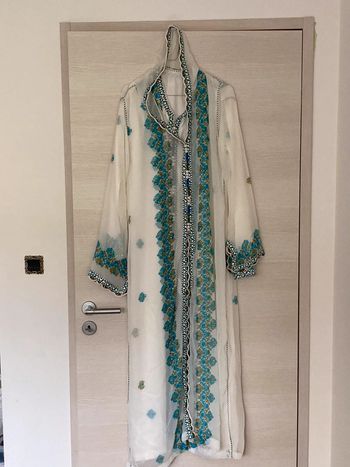Djellaba / vêtement de cérémonie blanc et bleu 38 / 40