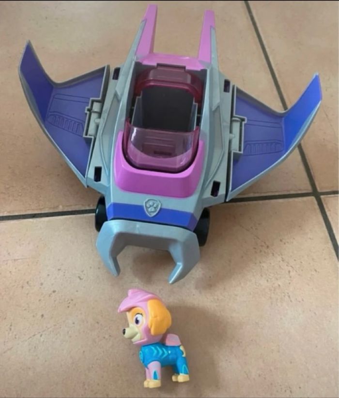 Stella et son véhicule Aqua Pups - photo numéro 2