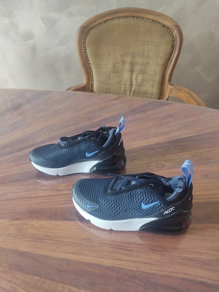 Baskets Nike air max 270 T 27.5