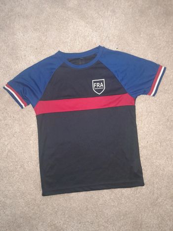 T-shirt foot-France-taille 14 ans -très bon état 💞
