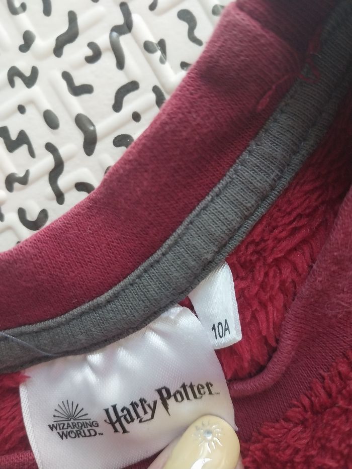 Haut de pyjama Harry Potter rouge – Taille 10 ans (140 cm) - photo numéro 3