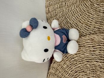Peluche Hello Kitty en robe bleue 15 cm