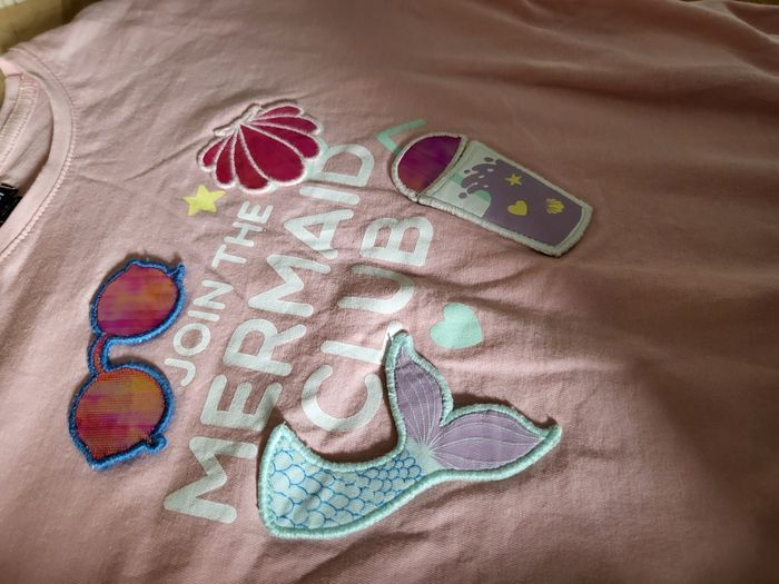 Tee shirt rose partie qui s ouvre - photo numéro 2