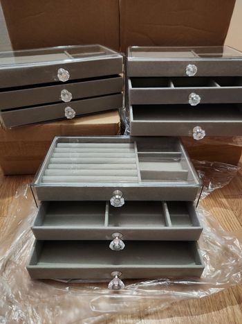 Boîte à Bijoux en Acrylique