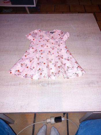 Robe 🌸 6/9 mois 🌸