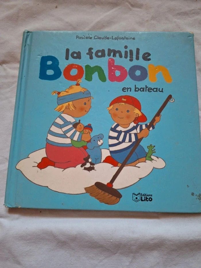 La famille bon bon en bateaux