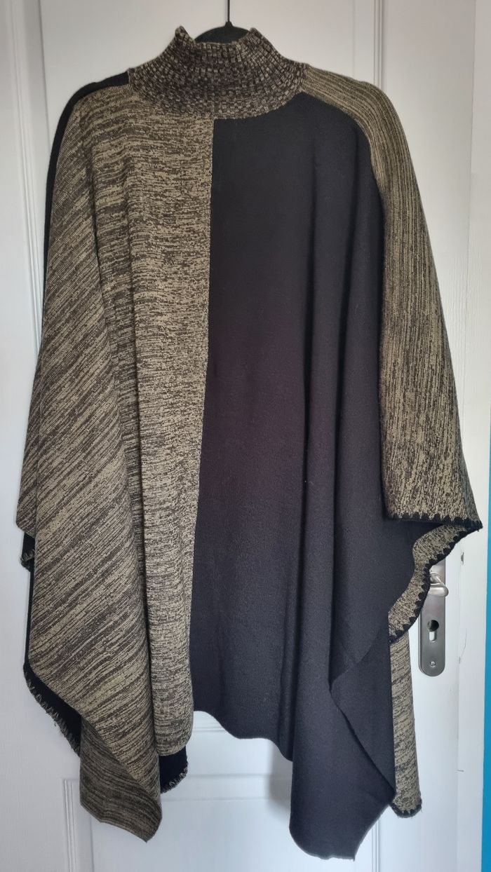 Poncho - photo numéro 2