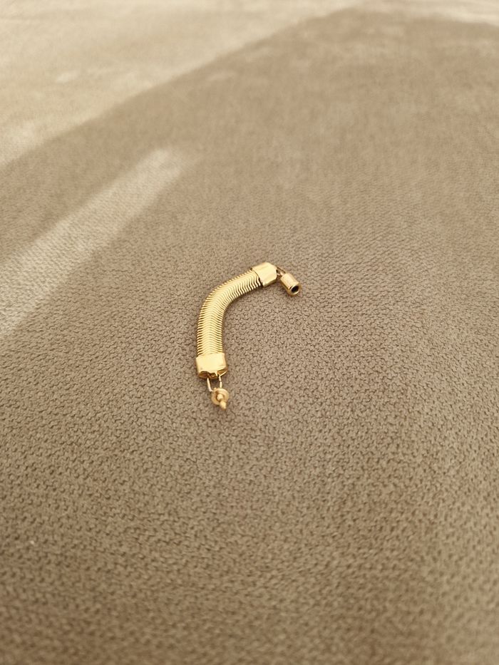 Boucle d'oreilles dorée vintage - photo numéro 8