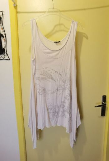 Débardeur blanc XXL type tunique