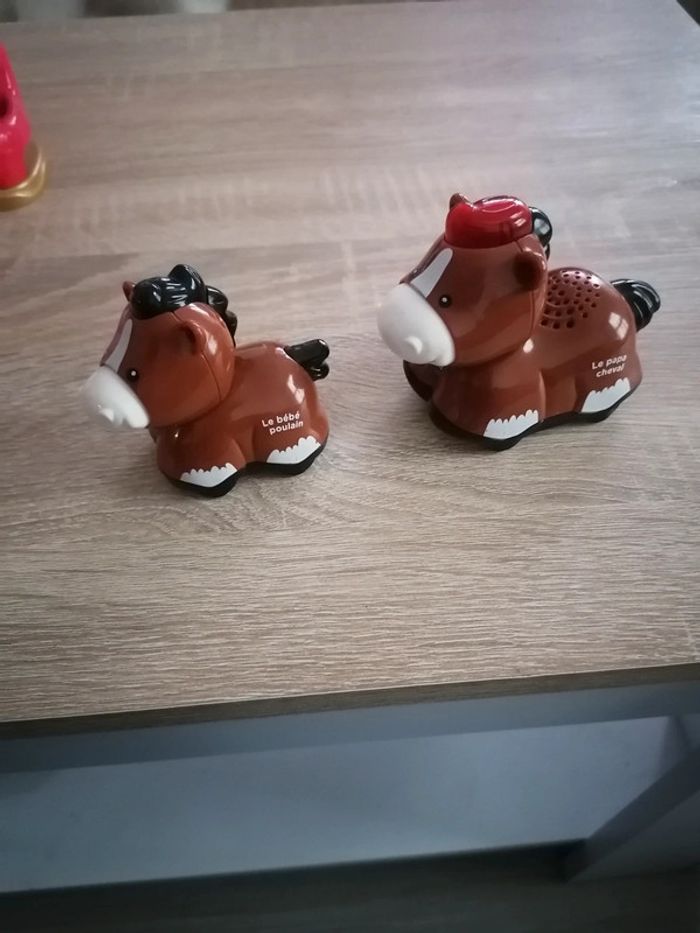 Cheval Tut Tut et son bébé