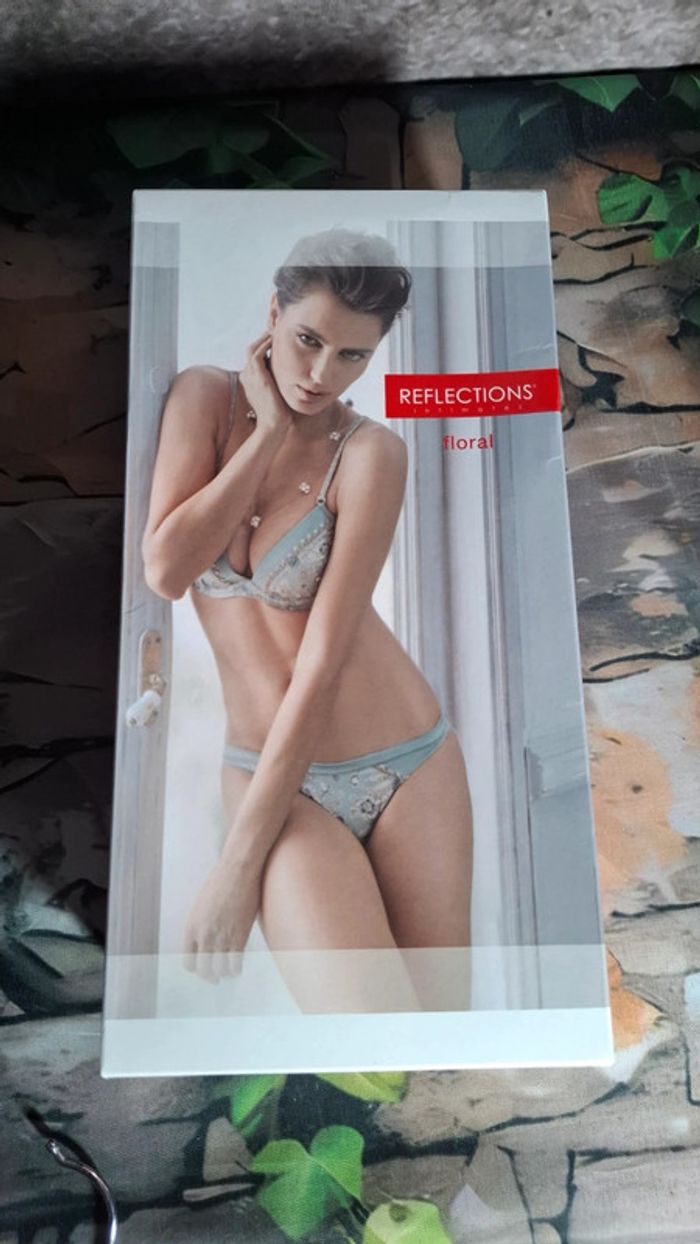 Ensemble lingerie soutien-gorge push up culotte - photo numéro 19