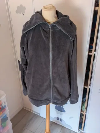 Veste polaire grise  Blancheporte 42/44
