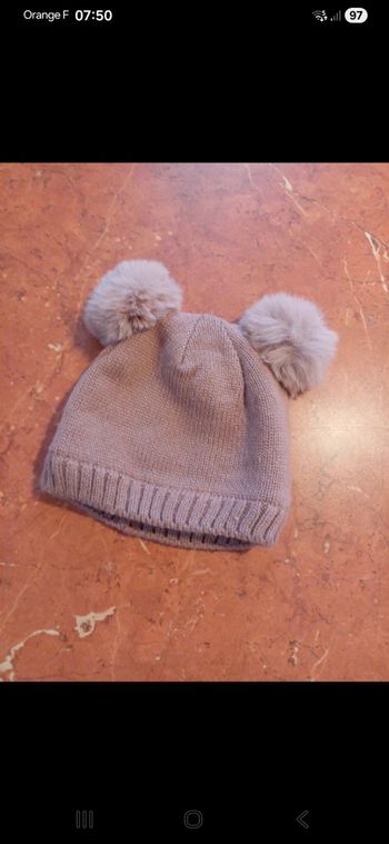 Bonnet bébé taille 3 / 6 mois
