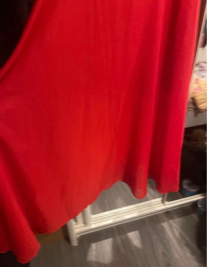 robe avec traîne 38/40 rouge et sequin argenté neuf - photo numéro 7
