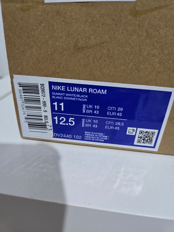 Nike lunar roam Taille 45 neuves blanc noir - photo numéro 7