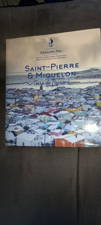 Livre saint-pierre  et miquelon