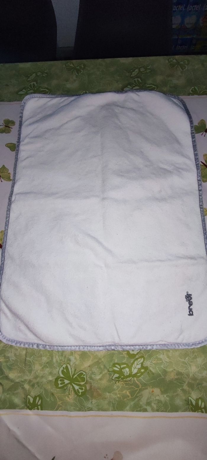 Tissu pour le change de bébé - photo numéro 2