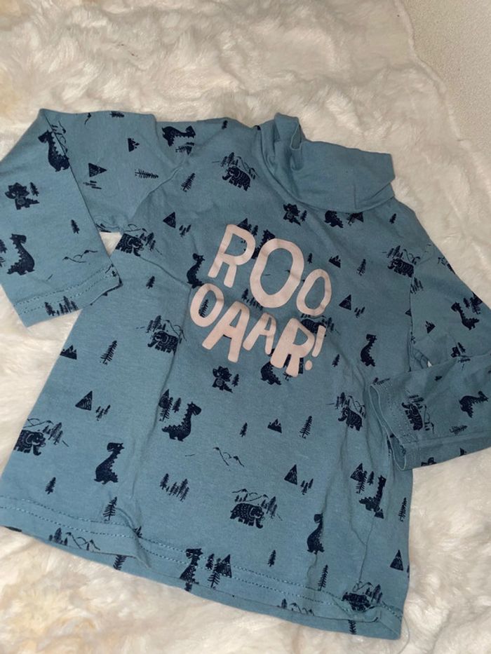 TEE shirt