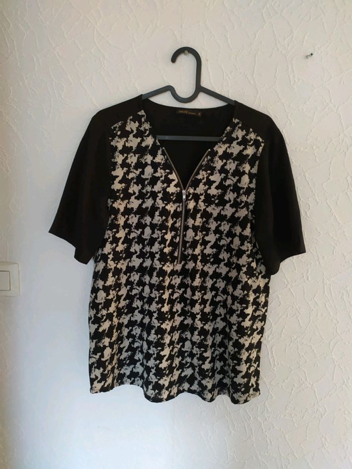 Blouse noire motifs tachetés noirs et blancs Akoz Woman Taille M En très bon état