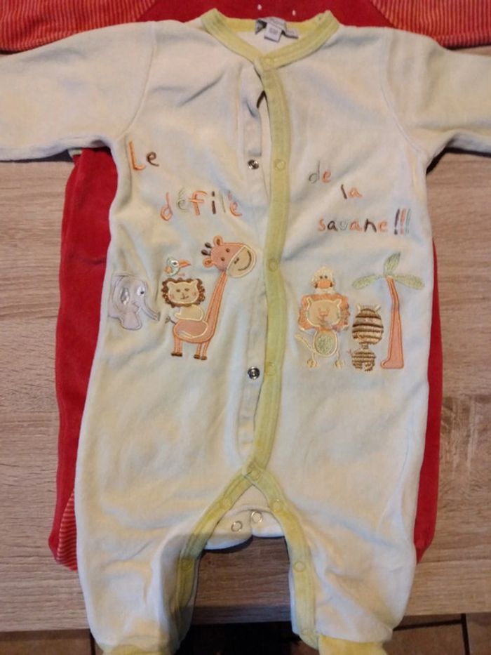 Lot 2 pyjamas couleur mixte taille 6 mois - photo numéro 2