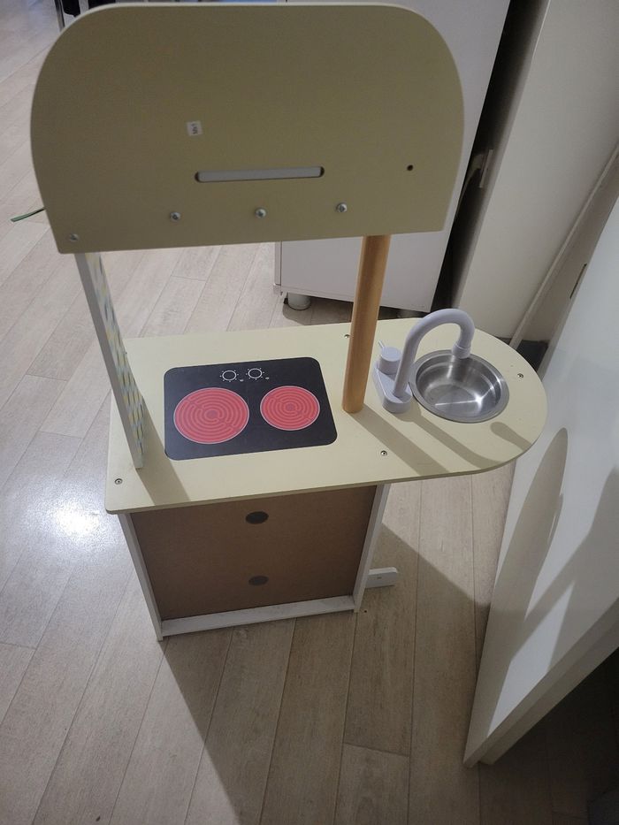 Cuisinière en bois avec accessoires - photo numéro 5