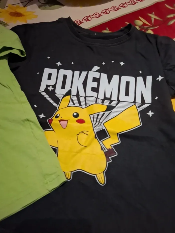 Magnifique lot de 2 t-shirt garçon 8ans - photo numéro 3