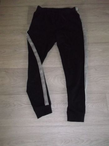 Pantalon jogging noir et bandes blanches et argentées taille S TBE