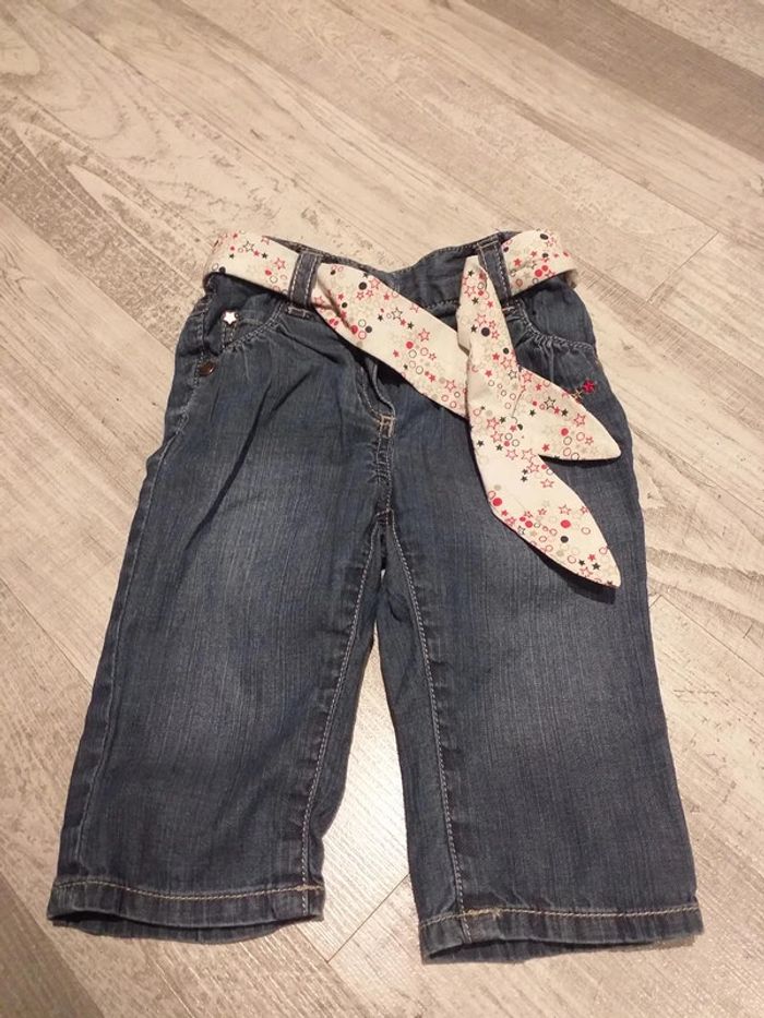 Jean avec ceinture 6 mois