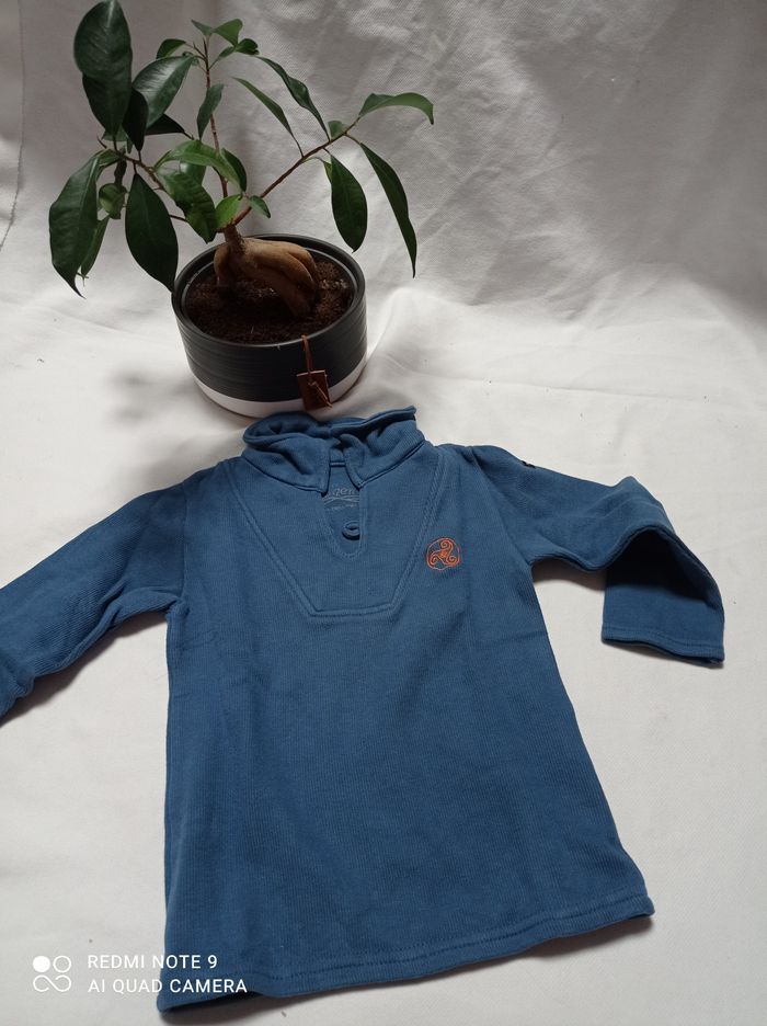 pull/ vareuse bleu mer