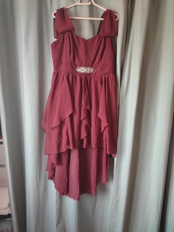 Robe de soirée asymétrique