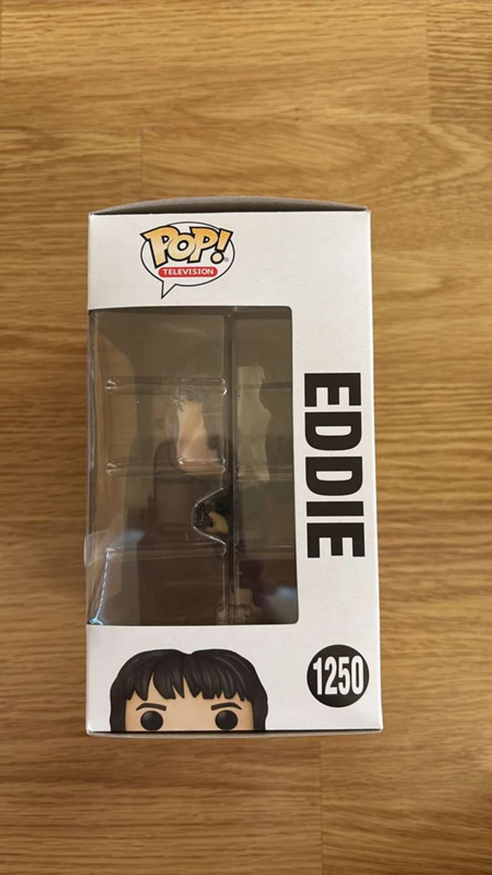 Funko Pop 1250 Eddie - photo numéro 2