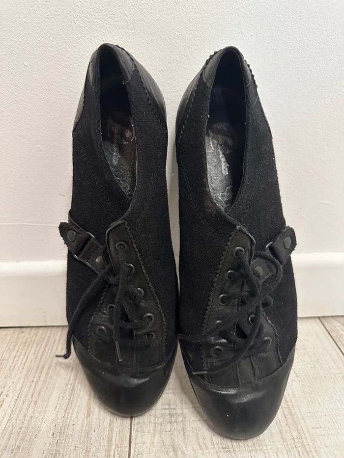 Chaussures Bata Taille 39